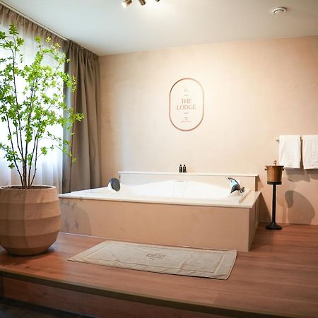 The Lodge Bed & Wellness Oisterwijk Sauna, Jacuzzi, Luxury Moergestel Экстерьер фото